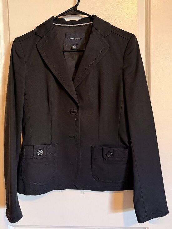 Banana Republic Jackets & Blazers - Banana Republic Stretch Blazer - Black